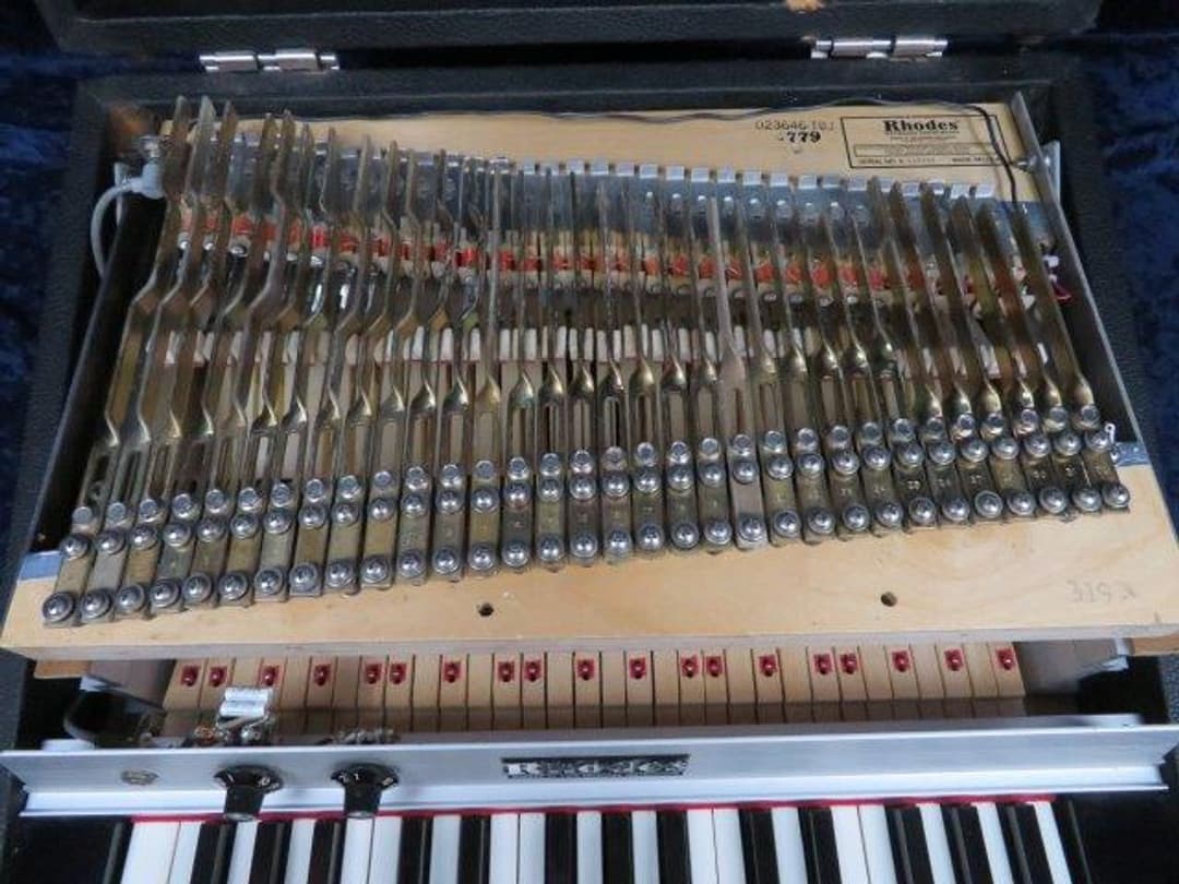 Fender Rhodes Black Top Piano Bass Serial #K610700