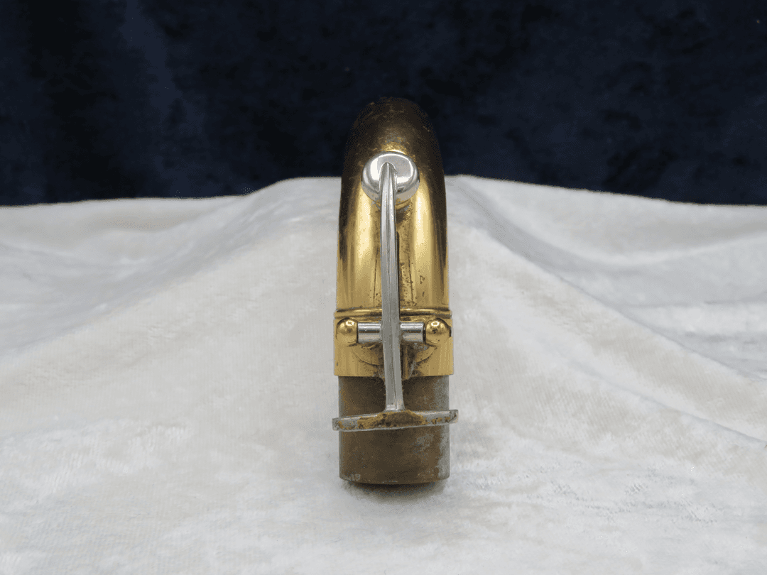 Selmer USA Bundy Baritone Saxophone Neck Serial #isi14477