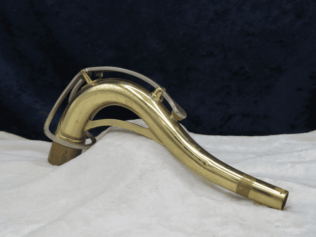 Bundy Model 2 Tenor Saxophone Neck Serial #isi14512