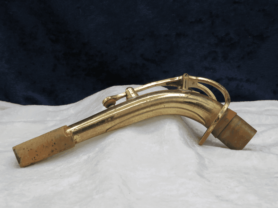 Buescher Late Model 400 Alto Saxophone Neck Serial #isi15015
