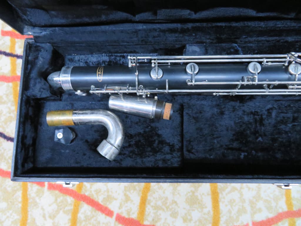 Vito BBb Plastic Contra Clarinet Serial#9840C