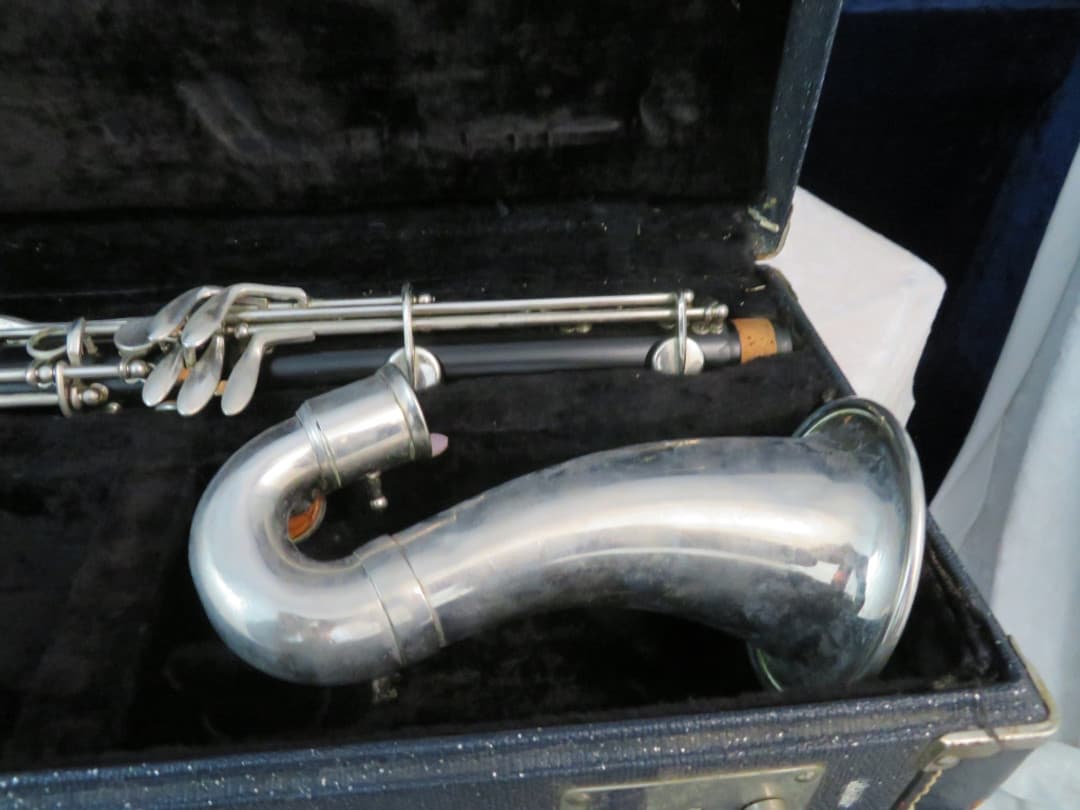 Bundy Plastic Alto Clarinet Serial #15777 Needs Adjustment