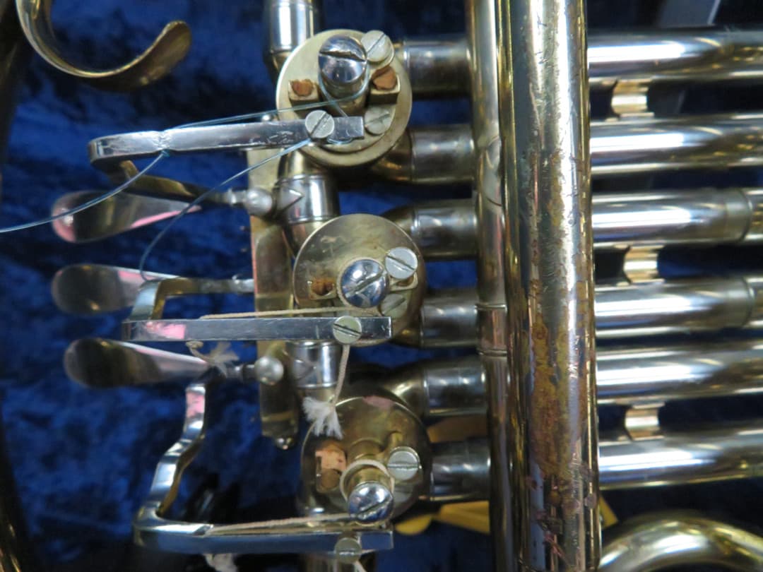 Holton Collegiate Single F French Horn Serial #389212