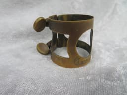 Cannonball Alto Saxophone Ligature and Cap Serial #isi8810-22 Cannonball Alto Saxophone Ligature and Cap Serial #isi8810-22