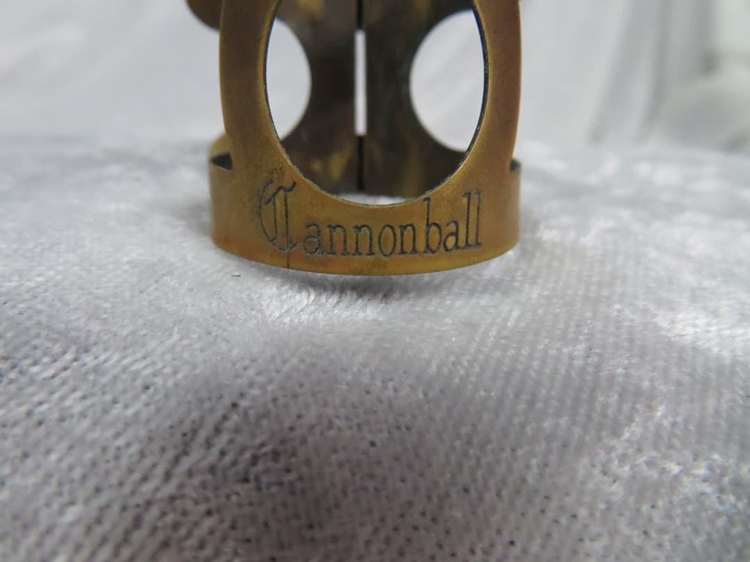 Cannonball Alto Saxophone Ligature and Cap Serial #isi8810-22