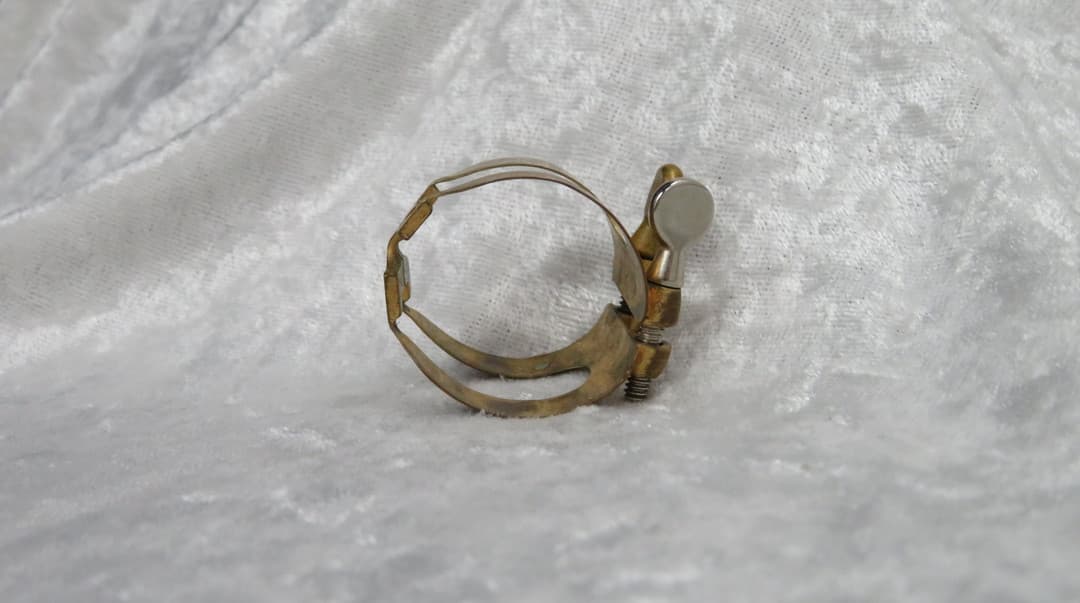 Harrison "T" Tenor Saxophone Ligature Serial #isi8757-5