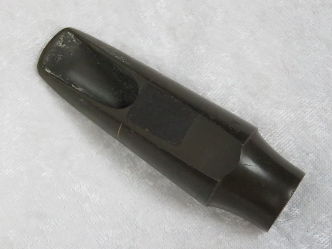 Vito Melodia 2V Alto Saxophone Mouthpieces Serial #isi6940-10