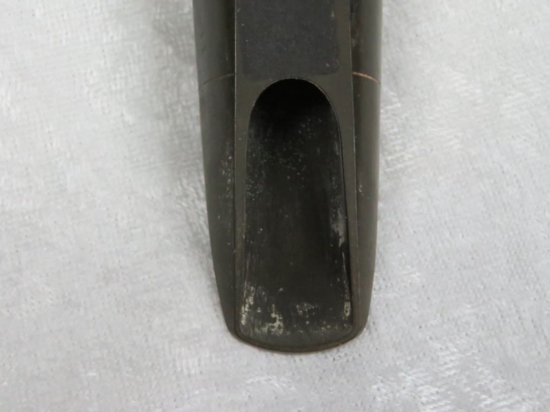 Vito Melodia 2V Alto Saxophone Mouthpieces Serial #isi6940-10