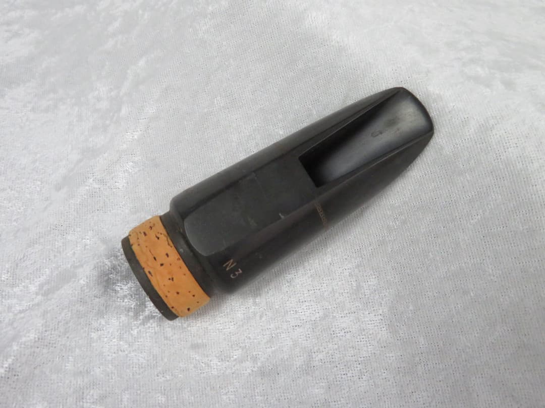 Vito N3 Bass Clarinet Mouthpiece Serial #isi8922-11