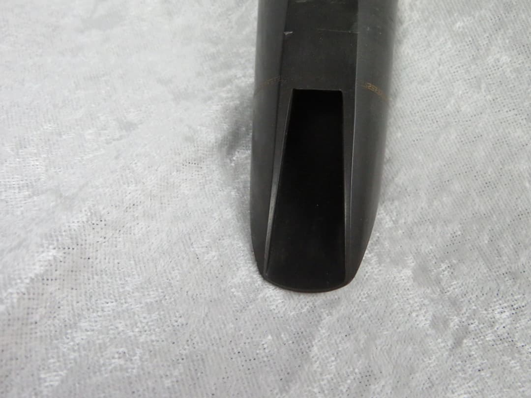 Vito N3 Bass Clarinet Mouthpiece Serial #isi8922-11