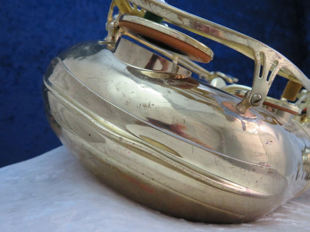 Yamaha YBS-61 Baritone Saxophone Serial #7588