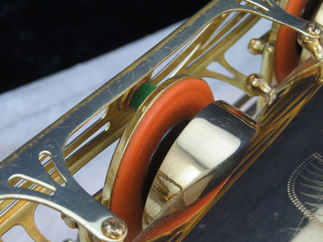 Yamaha YBS-61 Baritone Saxophone Serial #7588