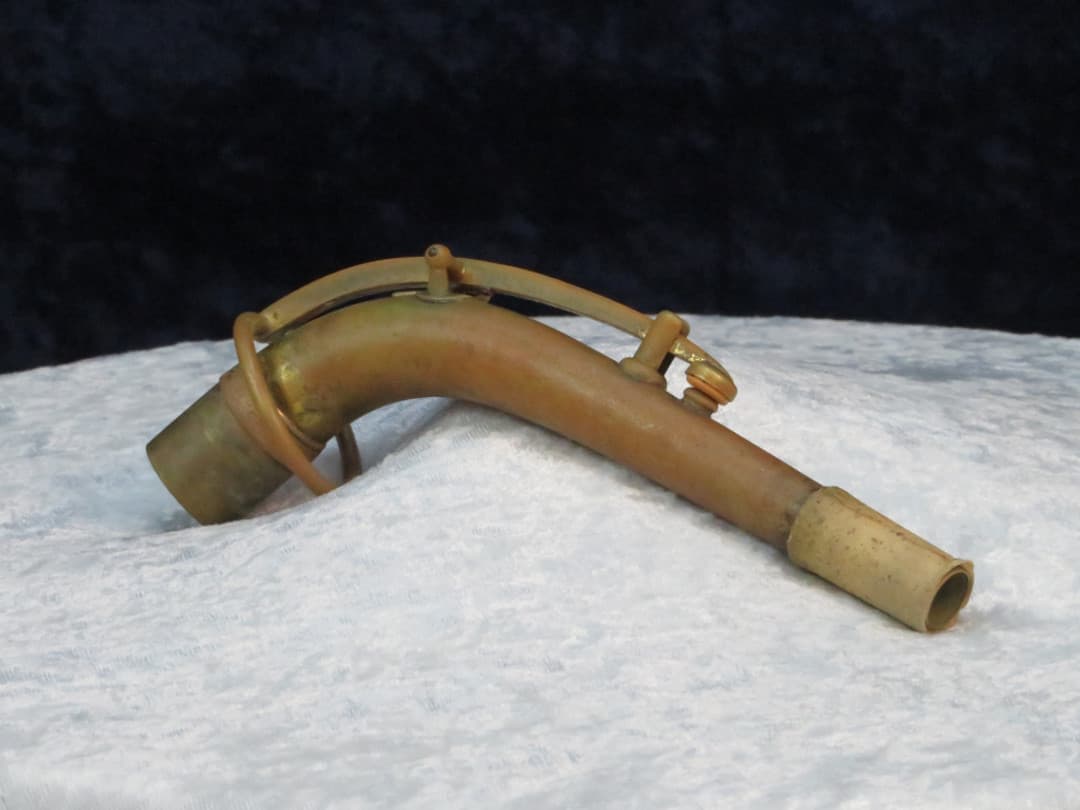 Buescher True Tone Alto Saxophone Neck 1923 Serial #135130 Buescher True Tone Alto Saxophone Neck 1923 Serial #135130