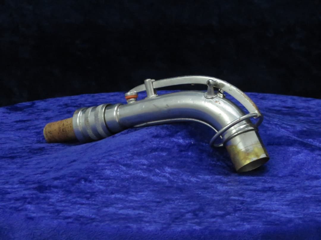 C.G. Conn New Wonder II "Chu Berry" Silver Alto Saxophone Neck Serial #isi11796