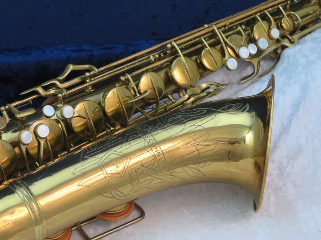 C.G. Conn 10M Tenor Saxophone with Naked Lady 1935 Serial #M265775 C.G. Conn 10M Tenor Saxophone with Naked Lady 1935 Serial #M265775
