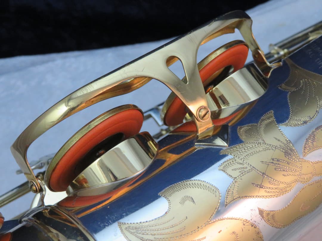 King Super 20 Silversonic Two Tone Tenor Saxophone 1970's Serial #460936