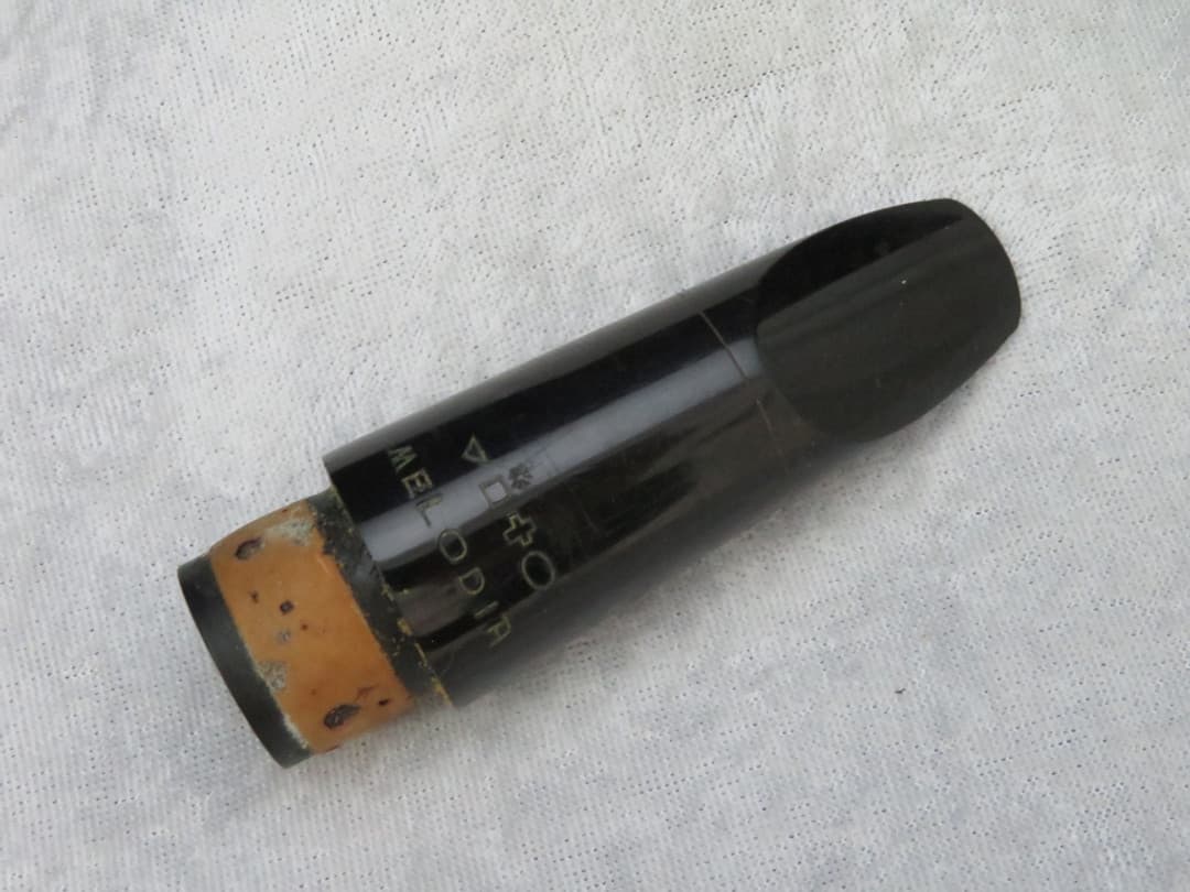 Vito Melodia 2V Bb Clarinet Mouthpiece Serial #isi8922-1 Vito Melodia 2V Bb Clarinet Mouthpiece Serial #isi8922-1