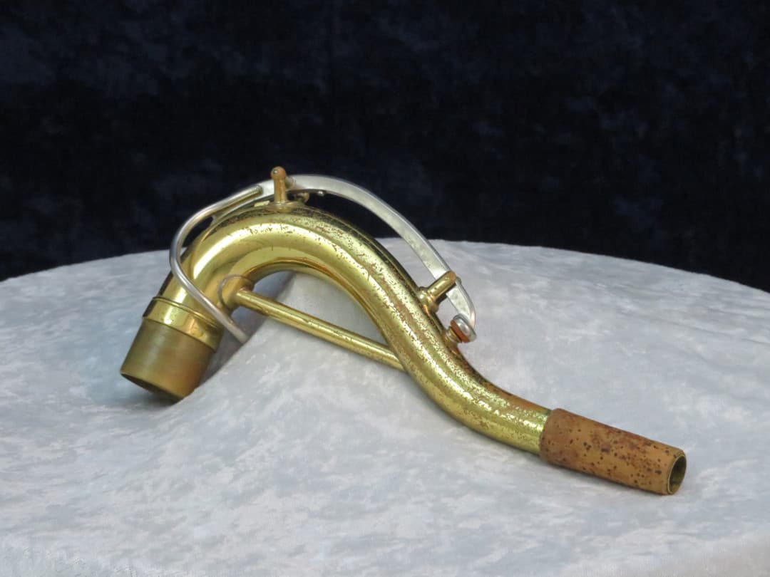 Buescher 400 Tenor Saxophone Neck Serial #450211