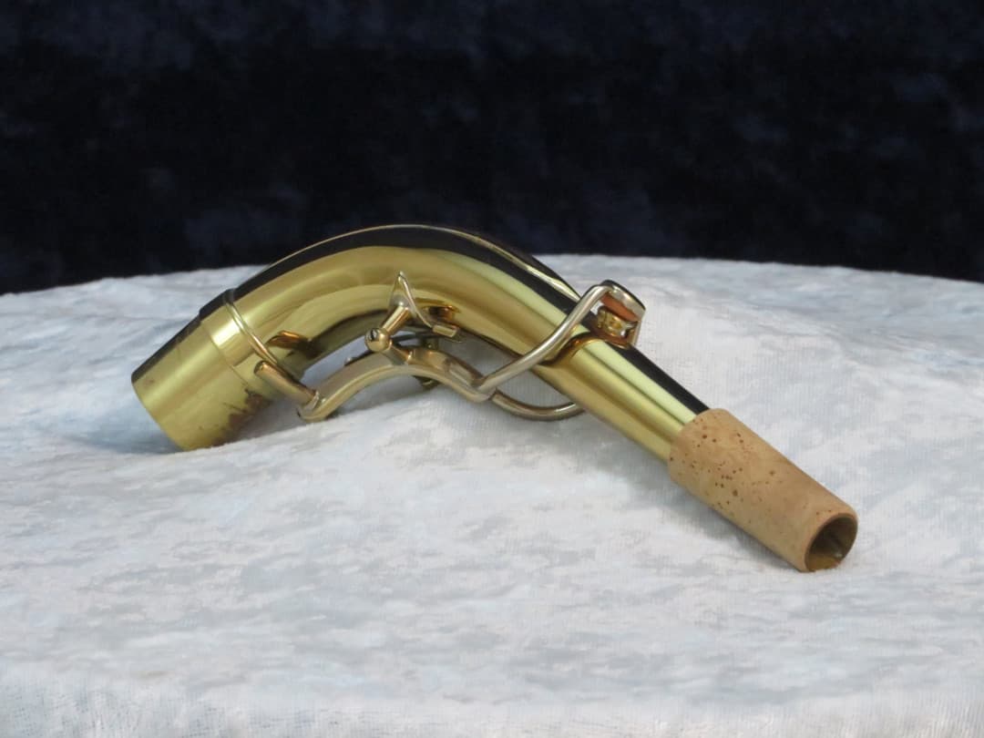 Buescher 400 Alto Saxophone Neck Serial #isi11798 Buescher 400 Alto Saxophone Neck Serial #isi11798