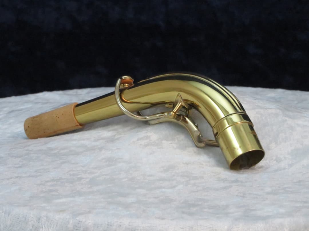 Buescher 400 Alto Saxophone Neck Serial #isi11798