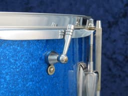 Ludwig 16 x 16 Sparkling Blue Pearl Wood Floor Tom Serial #384428 Ludwig 16 x 16 Sparkling Blue Pearl Wood Floor Tom Serial #384428