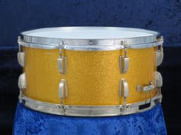 Ludwig 6.5 x 15 Sparkling Gold Pearl Wood Snare Drum Serial #isi8284 Ludwig 6.5 x 15 Sparkling Gold Pearl Wood Snare Drum Serial #isi8284