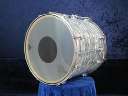 Ludwig 16 x 18 Sky Blue Pearl Wood Floor Tom Serial #isi11121 Ludwig 16 x 18 Sky Blue Pearl Wood Floor Tom Serial #isi11121