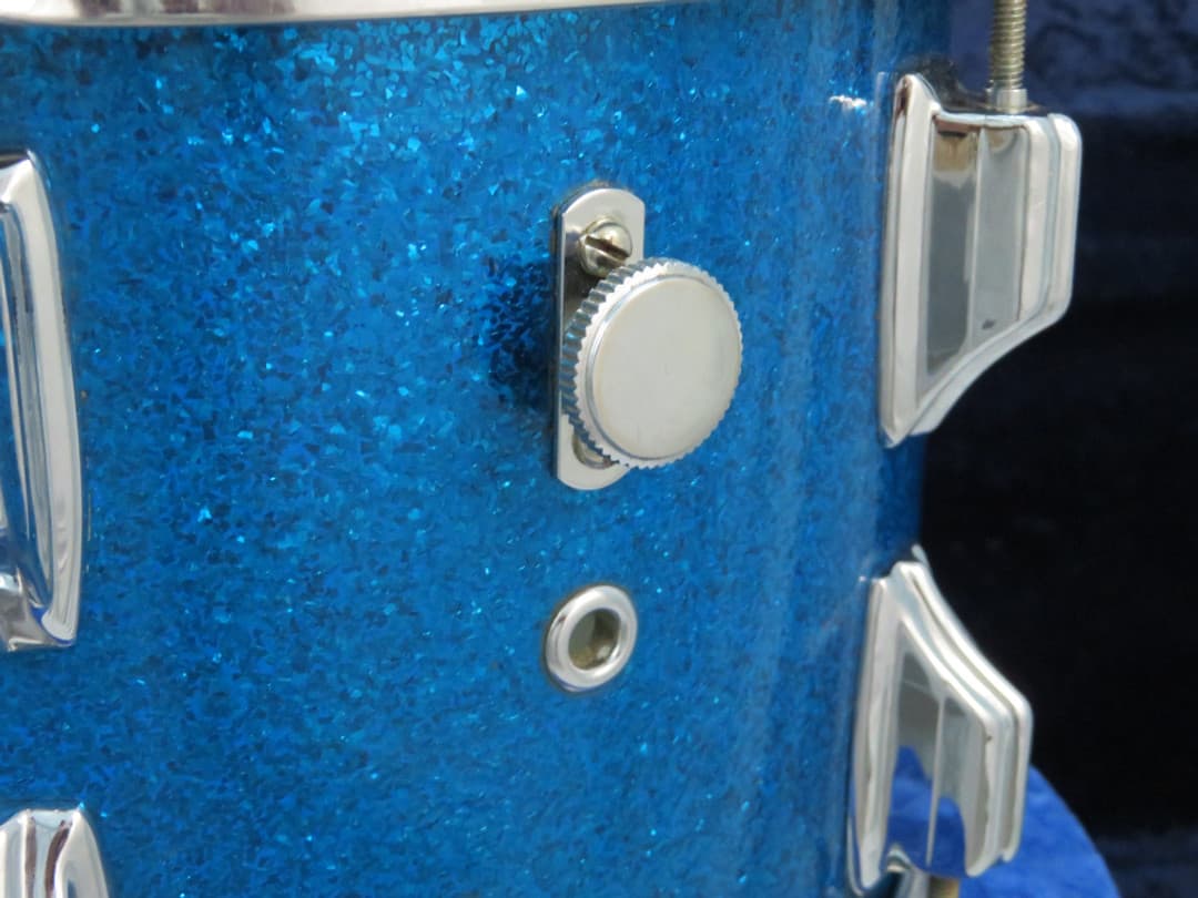 Rogers Holiday Model 8 x 12 Sparkling Blue Pearl Wood Tom Tom Serial #85336