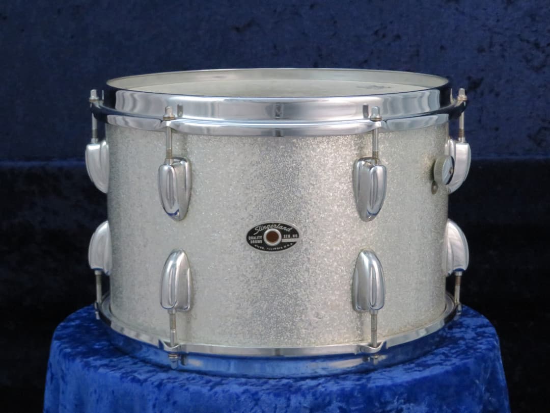 Slingerland 8 x 12 Sparkling Silver Pearl Wood Tom Tom Serial #52140 Slingerland 8 x 12 Sparkling Silver Pearl Wood Tom Tom Serial #52140