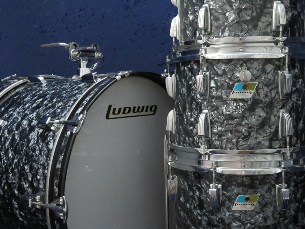 Ludwig 4 Piece Black Diamond Pearl Wood Drum Set Serial #1557581 Ludwig 4 Piece Black Diamond Pearl Wood Drum Set Serial #1557581