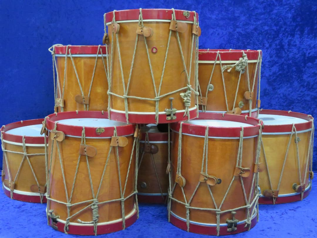 Eames Company Colonial 8 Piece Wood Rope Pull Set of Drums Serial #isi11733