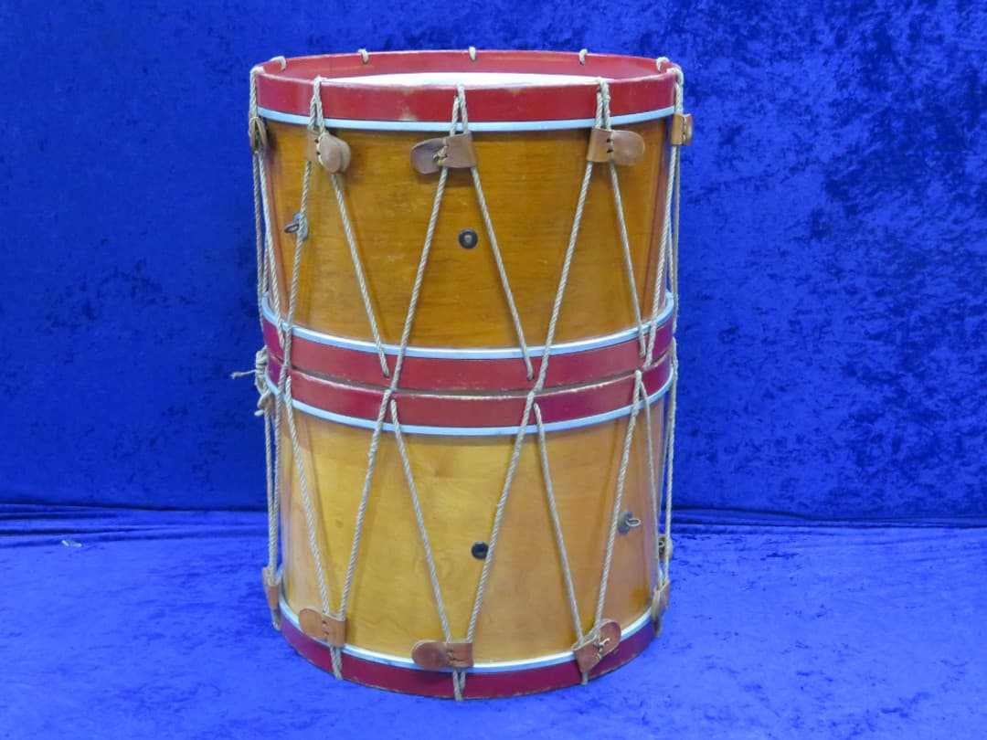 Eames Company Colonial 8 Piece Wood Rope Pull Set of Drums Serial #isi11733