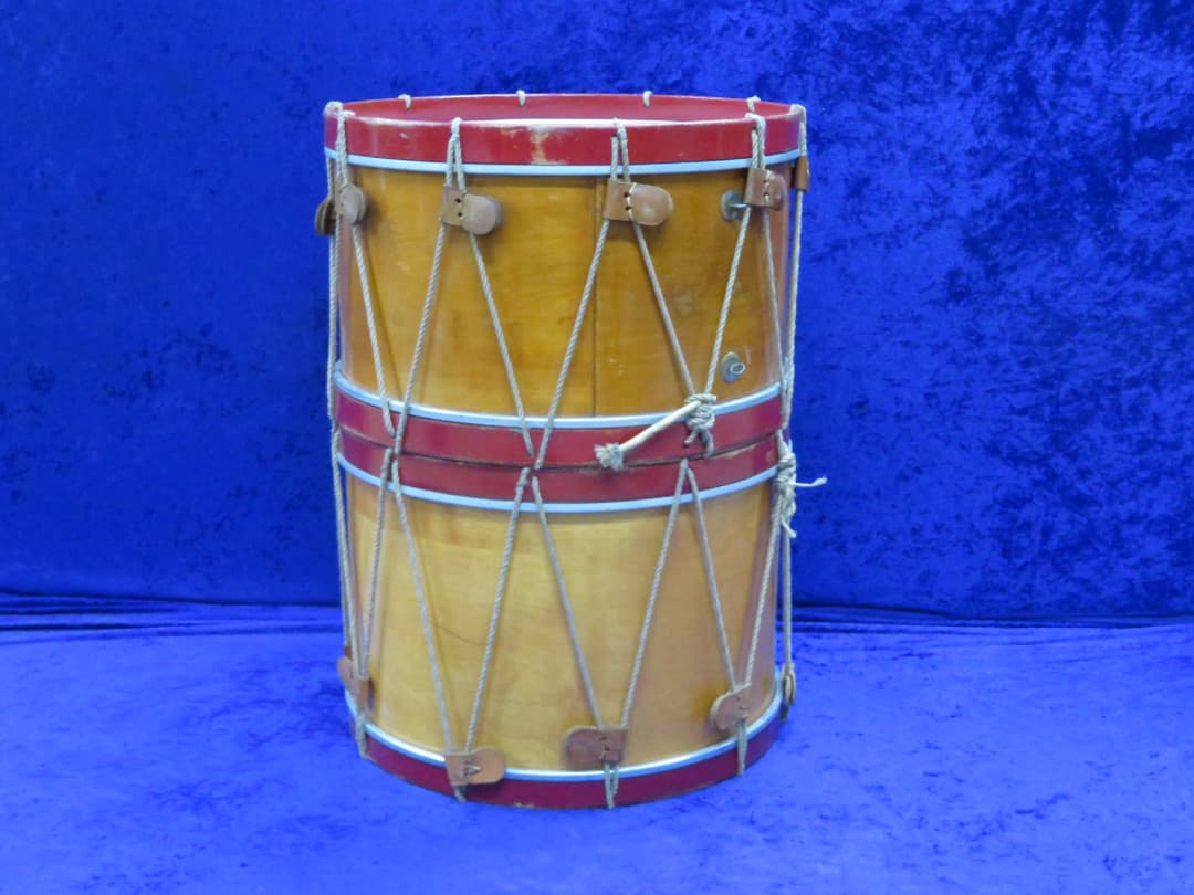 Eames Company Colonial 8 Piece Wood Rope Pull Set of Drums Serial #isi11733