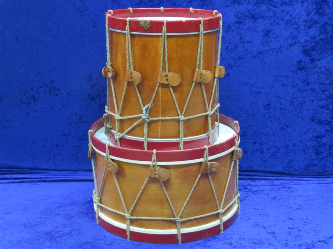 Eames Company Colonial 8 Piece Wood Rope Pull Set of Drums Serial #isi11733