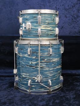 Ludwig 3 Piece Oyster Blue Pearl Wood Drum Set Serial #914196 Ludwig 3 Piece Oyster Blue Pearl Wood Drum Set Serial #914196