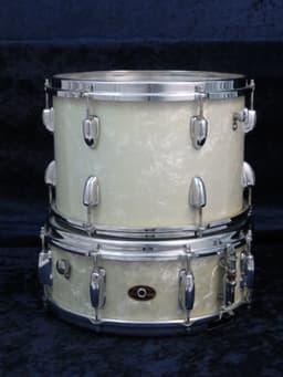 Slingerland 4 Piece Marine Pearl Wood Drum Set Serial #188471 Slingerland 4 Piece Marine Pearl Wood Drum Set Serial #188471