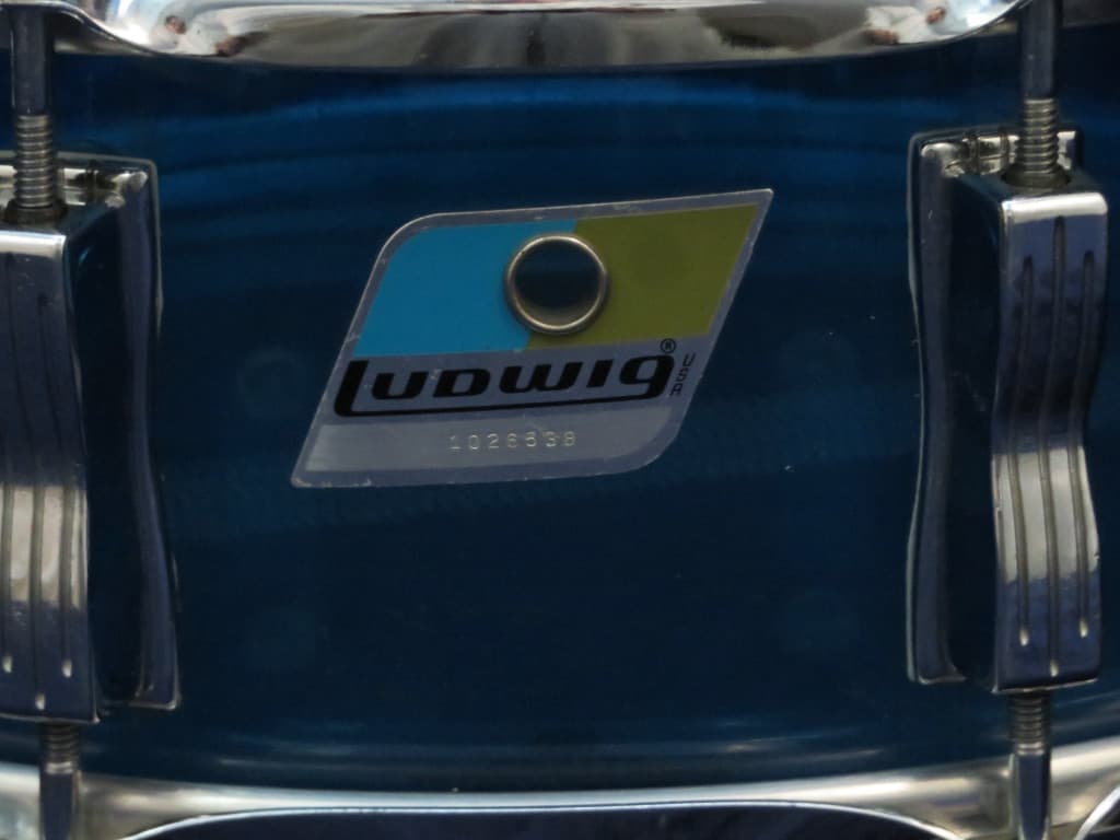 Ludwig 5 Piece Blue Vistalite Drum Set Serial #1025900