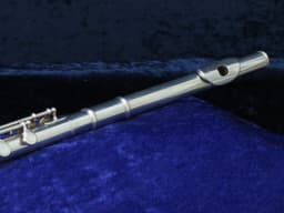 Deford Flute Serial #8674 Deford Flute Serial #8674