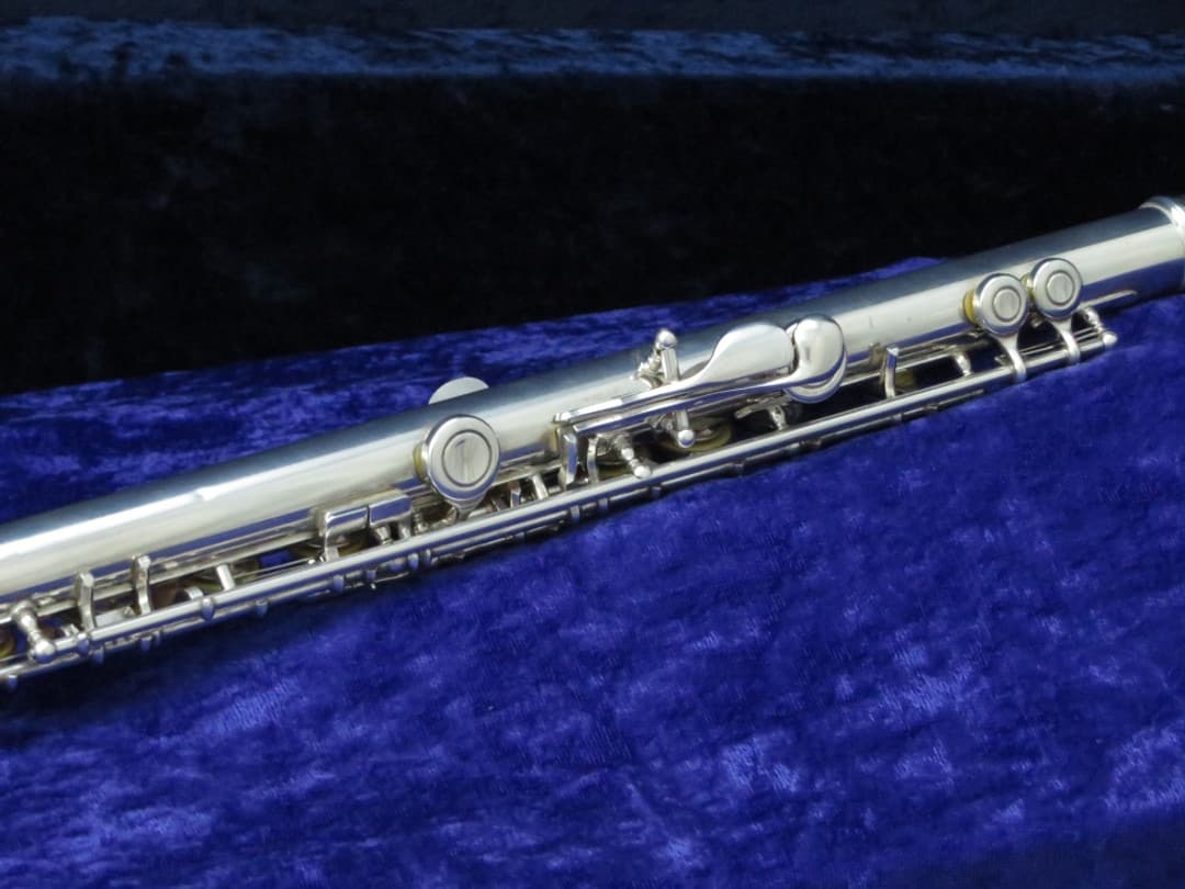 Yamaha YFL225S Flute Serial #068086A