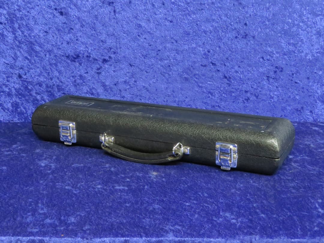 Yamaha YFL225S Flute Serial #068086A