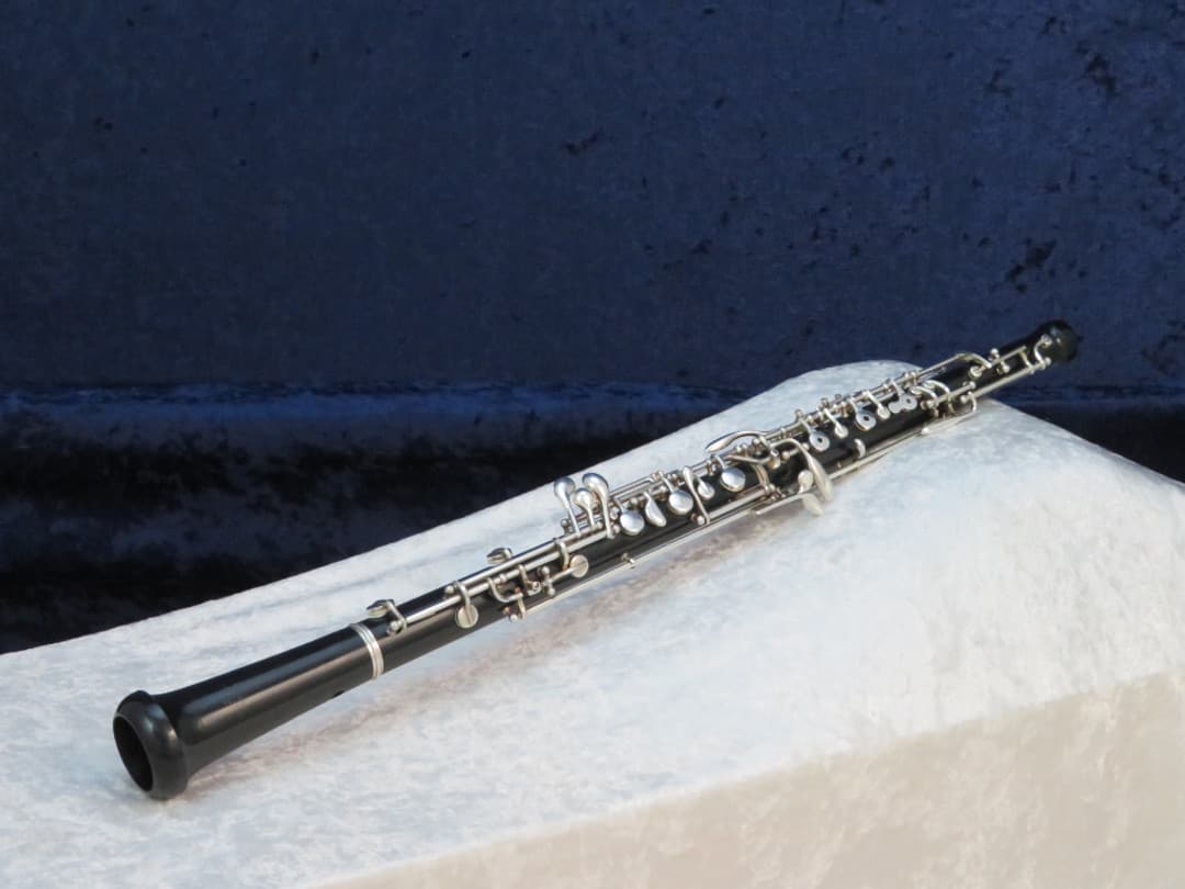Yamaha 211 Plastic Oboe Serial #015984