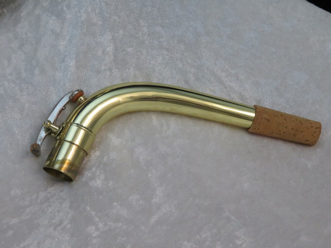 Bundy Baritone Saxophone Serial #486351