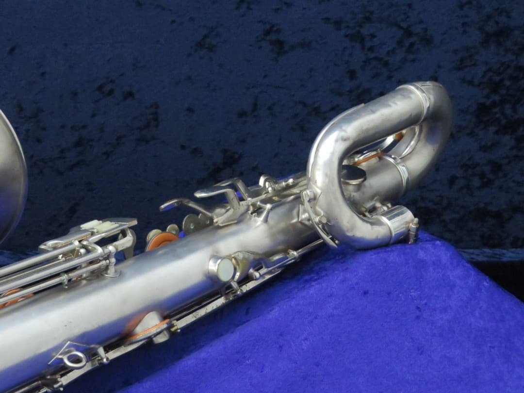 King Zephyr Silver Baritone Saxophone 1960 Serial #402656 King Zephyr Silver Baritone Saxophone 1960 Serial #402656