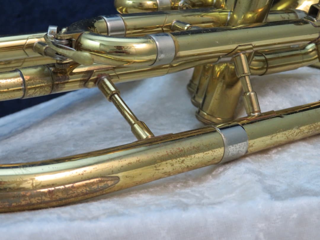 Olds Ambassador 3 Valve F Bell Front Alto Horn 1960's Serial #339647