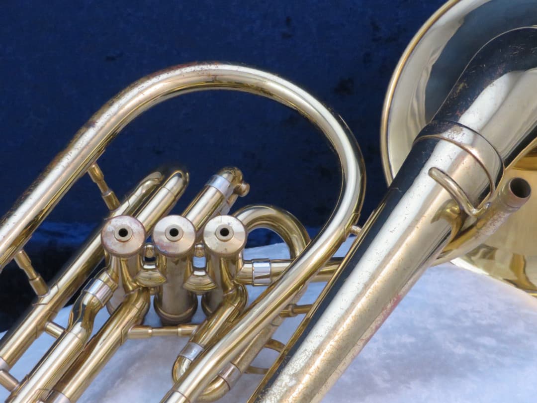 Olds Ambassador 3 Valve F Bell Front Alto Horn 1960's Serial #339647