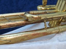 Holton Collegiate 3 Valve F Bell Front Alto Horn 1964 Serial #377522 Holton Collegiate 3 Valve F Bell Front Alto Horn 1964 Serial #377522
