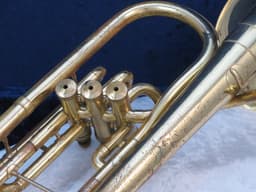 Holton Collegiate 3 Valve F Bell Front Alto Horn 1964 Serial #377522 Holton Collegiate 3 Valve F Bell Front Alto Horn 1964 Serial #377522