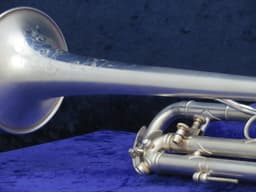Unmarked Silver Trumpet Serial #5940 Unmarked Silver Trumpet Serial #5940