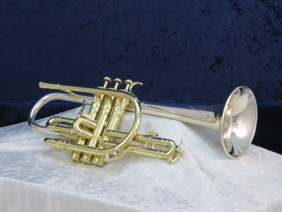 King Super 20 Silversonic Two Tone Cornet 1960 Serial #370431