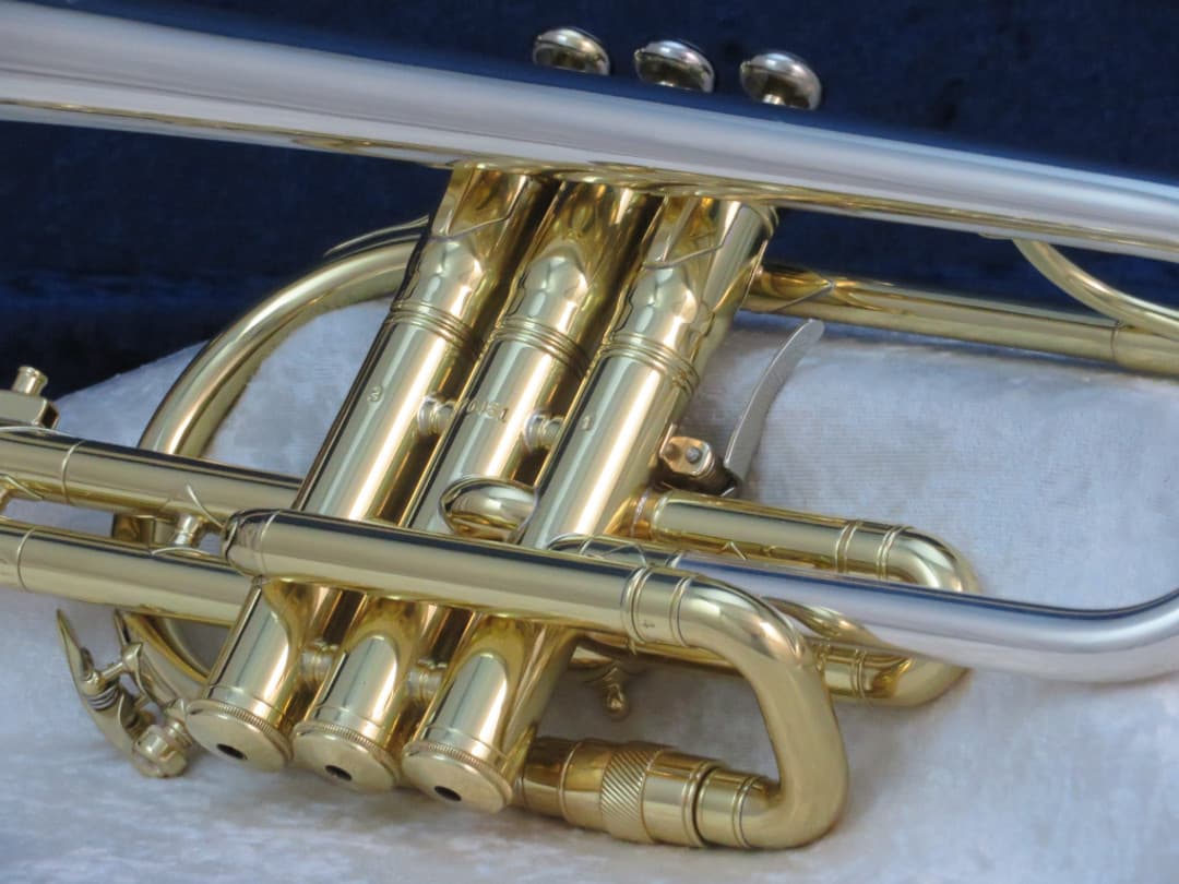 King Super 20 Silversonic Two Tone Cornet 1960 Serial #370431